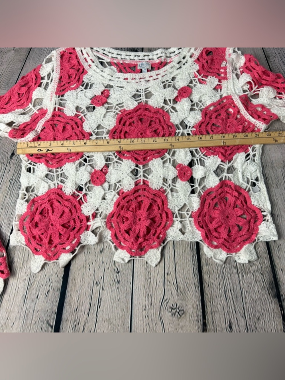 Blue Rain by francesca’s Crochet Floral Knit Top Pink Cream Bell Sleeves Sz L/XL - Picture 5 of 9